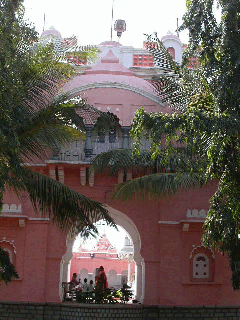 Sri Taralabalu Jagadguru Brihanmath, Sirigere